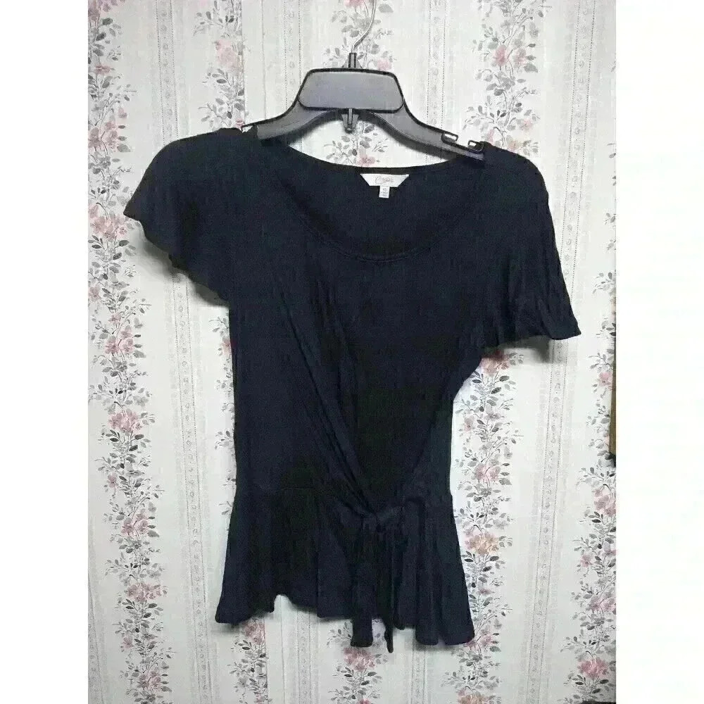 Candies Woman’s Black Top Size XS Short Sleeve Front Bow Rayon